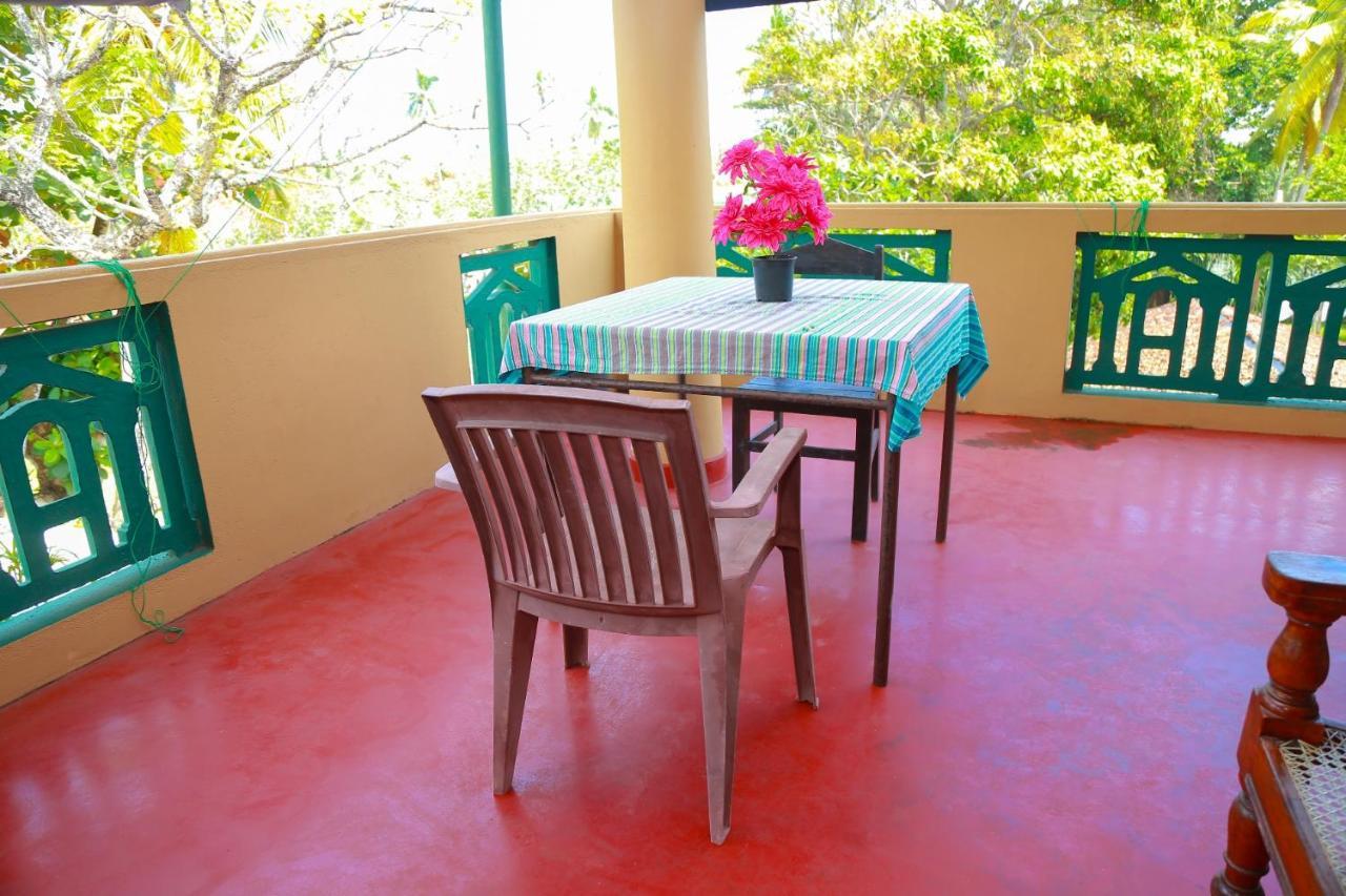 Lucullus Garden Bed & Breakfast Bentota Bagian luar foto